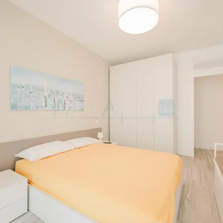 Palm T Apartment